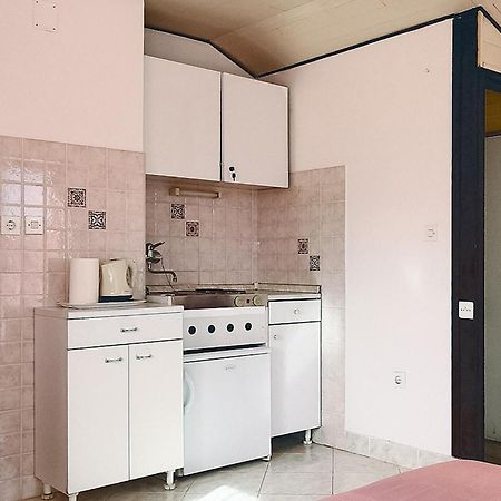 Gorgeous Apartment In Umag With Wifi 外观 照片