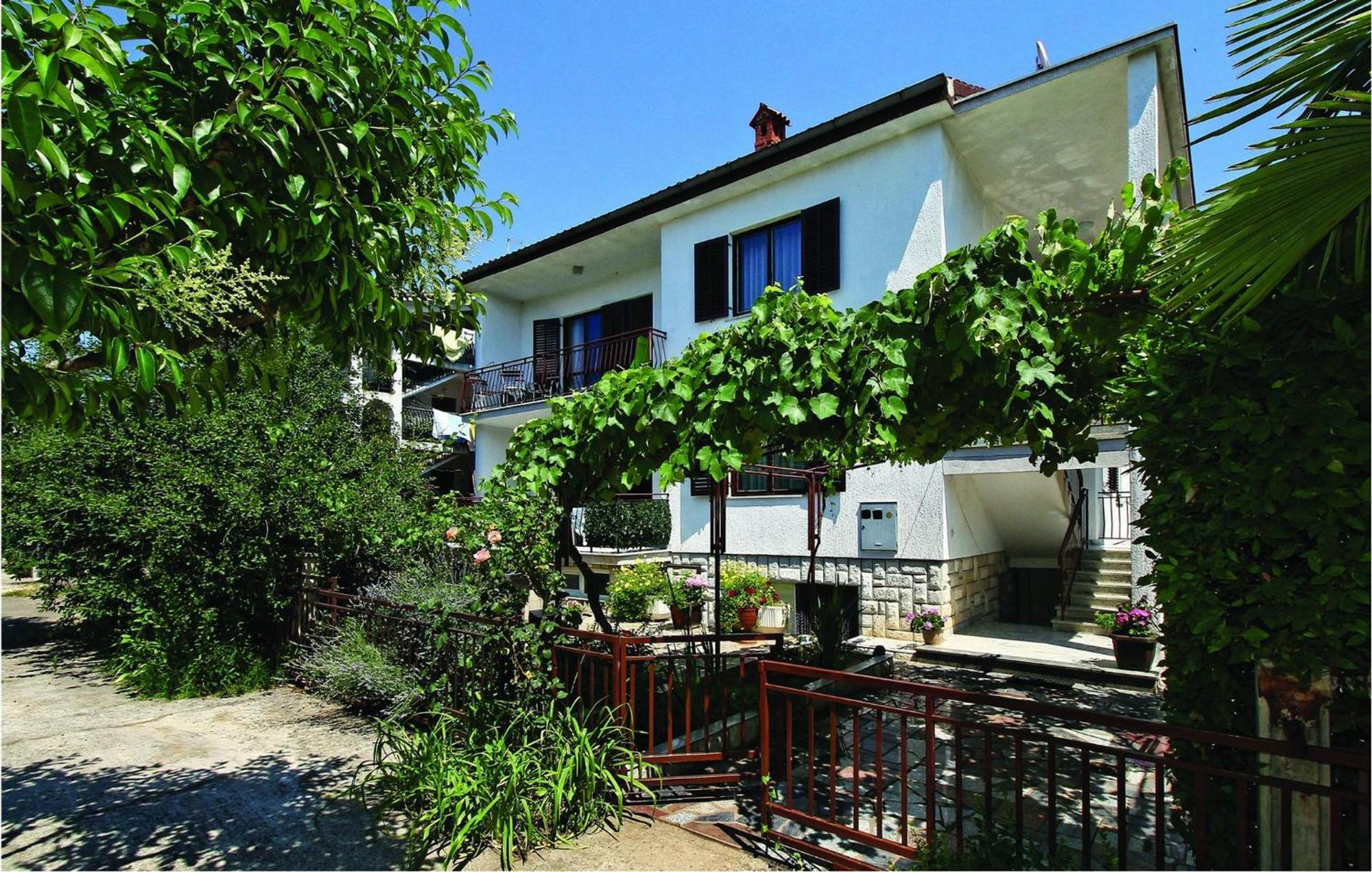 Gorgeous Apartment In Umag With Wifi 外观 照片